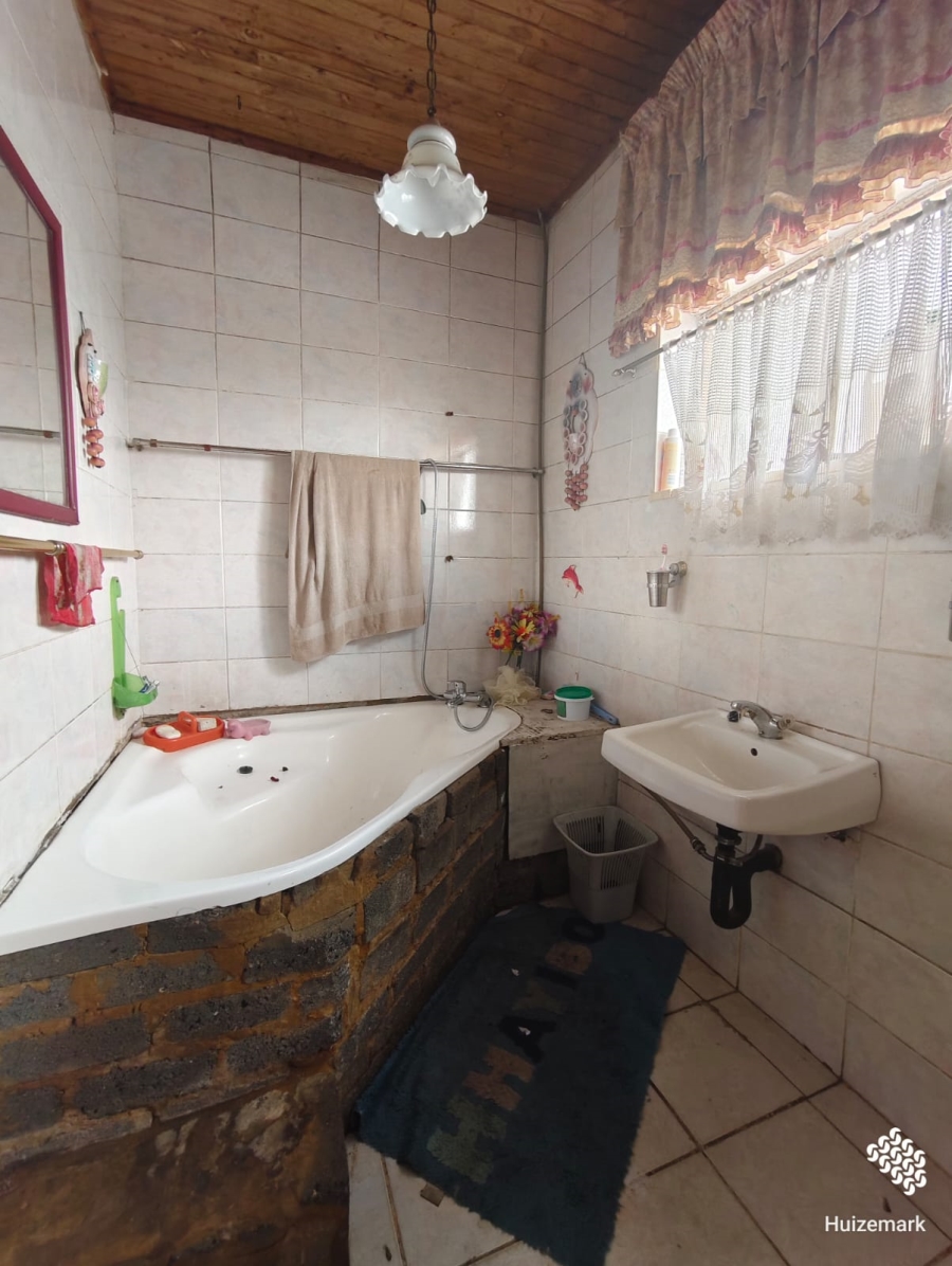 4 Bedroom Property for Sale in Sasolburg Ext 3 Free State